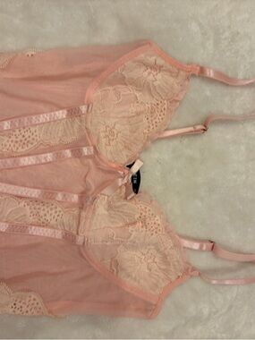 SHEIN Pale Pink Lace Crop Camisole